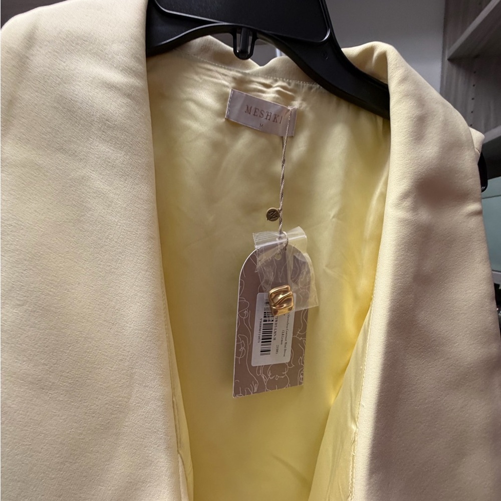 Meshki Pale Yellow Button-Front Mini Dress - Picture 6 of 6